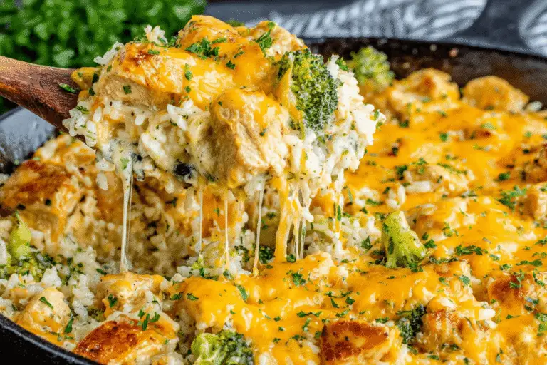 Cheesy Chicken and Broccoli Casserole Recipe
