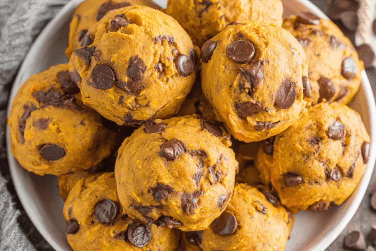 Soft-Baked Pumpkin Chocolate Chip Cookies Recipe