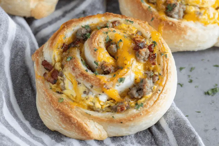 Cheesy Breakfast Roll-Ups Recipe