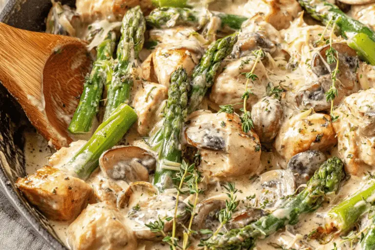 Creamy Chicken and Asparagus Skillet Recipe