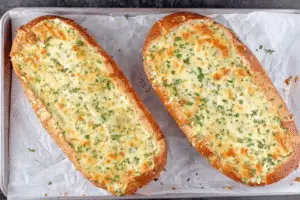 Easy Cheesy Garlic Bread
