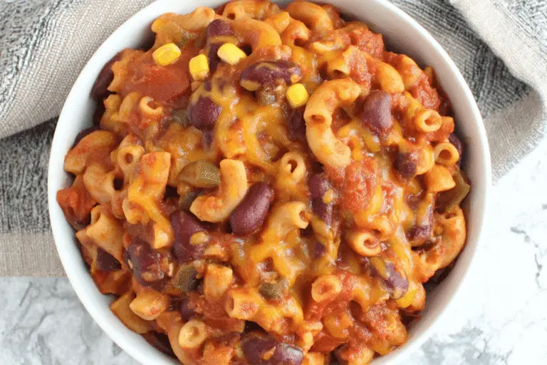 Cheesy Vegetarian Chili Mac Recipe