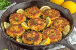Shrimp Cakes with Dipping Sauce